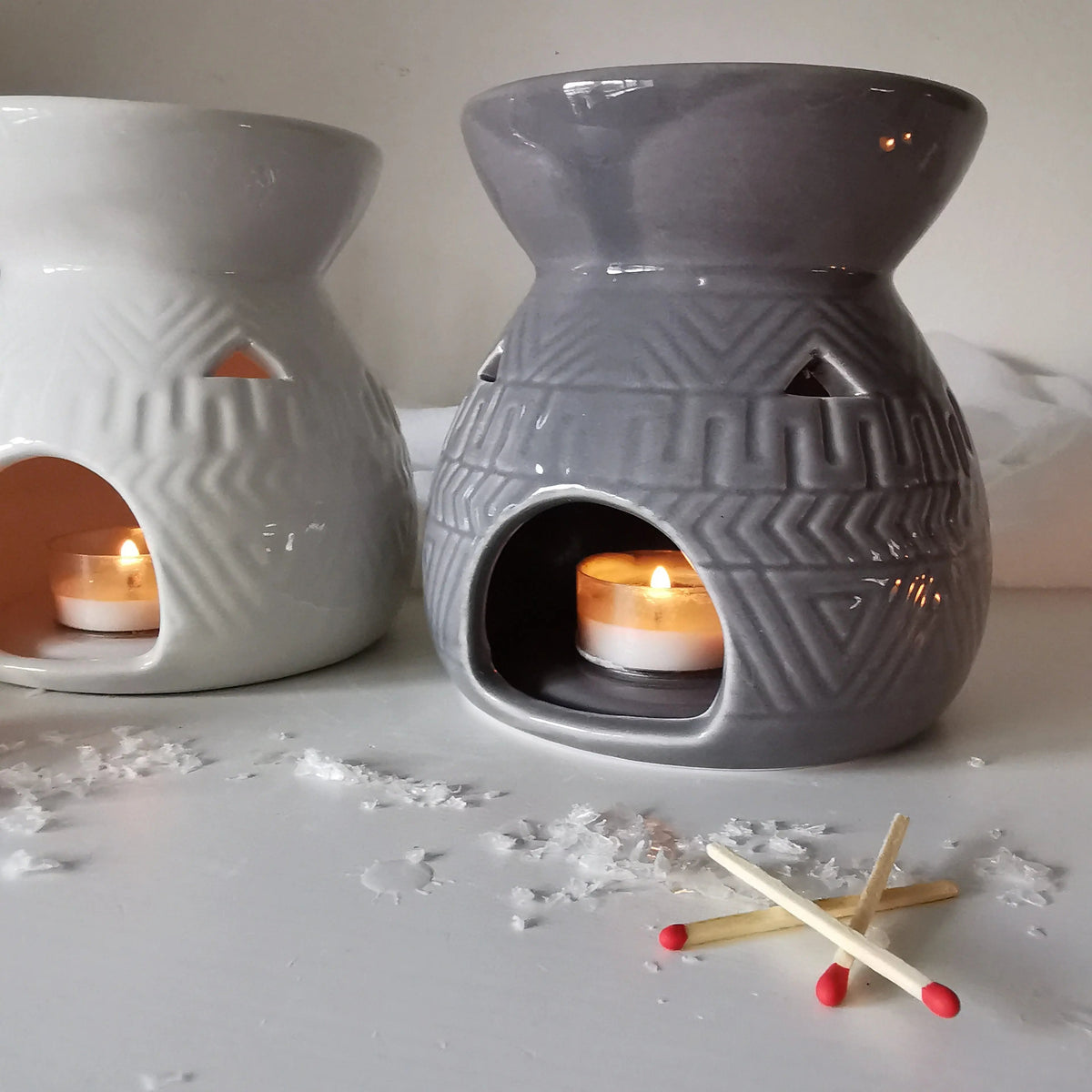 Aztec Geometric Wax Melt Burner – White & Grey Ceramic   Handcrafted Sustainable Living  Almasea