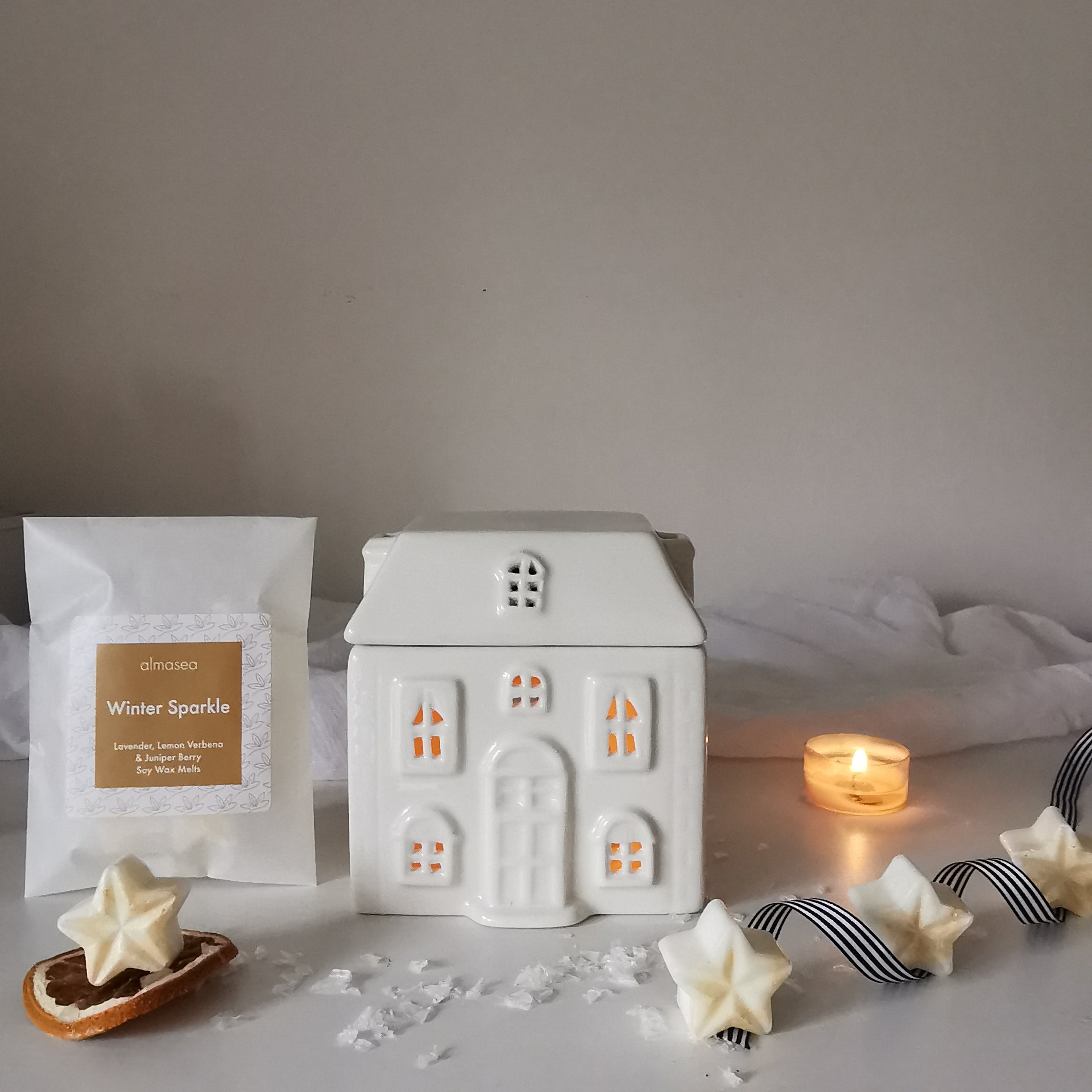 White House Ceramic Wax Burner