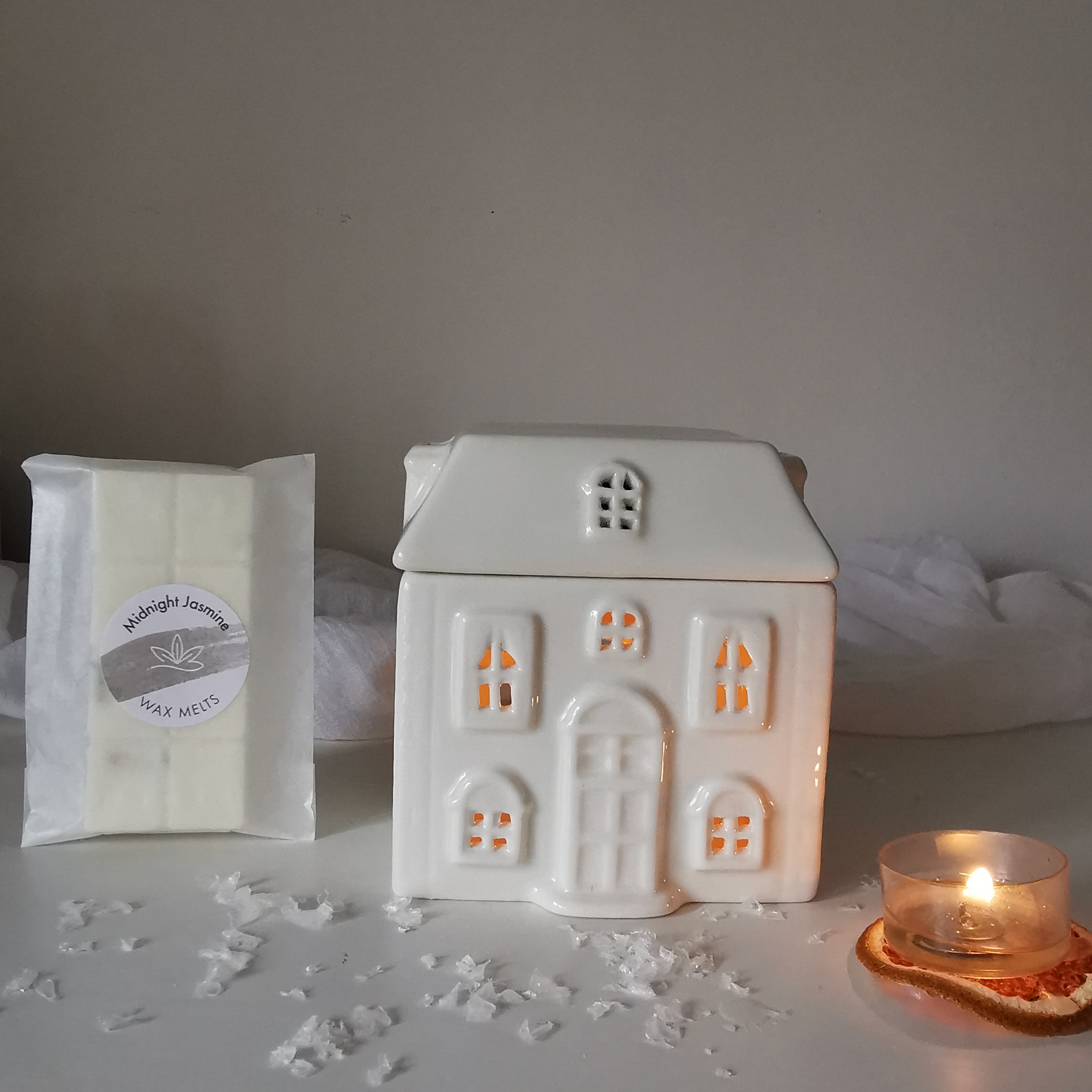 White House Ceramic Wax Burner