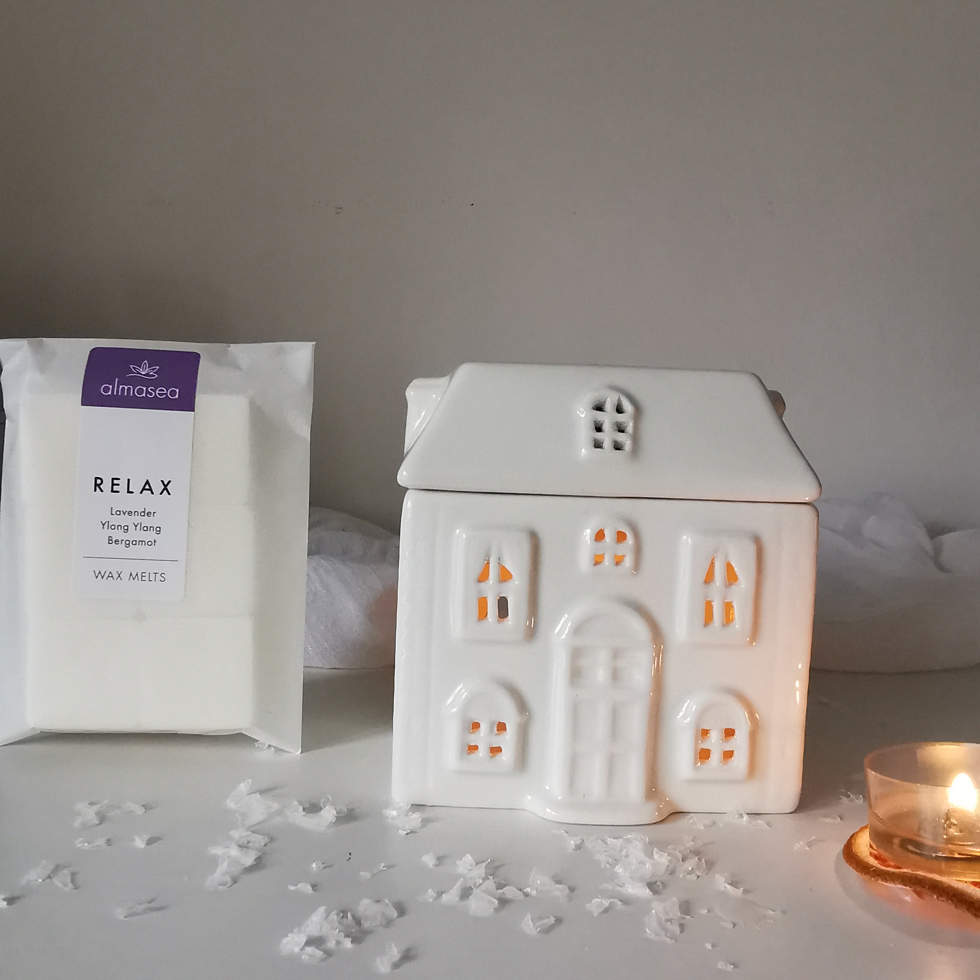 White House Ceramic Wax Burner
