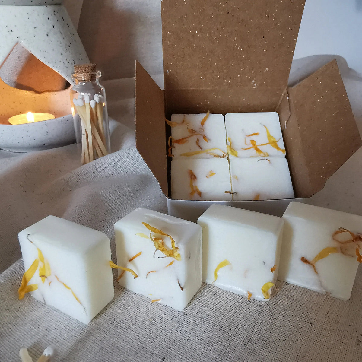 Amber Woods Wax Melts, photo 6 of 6