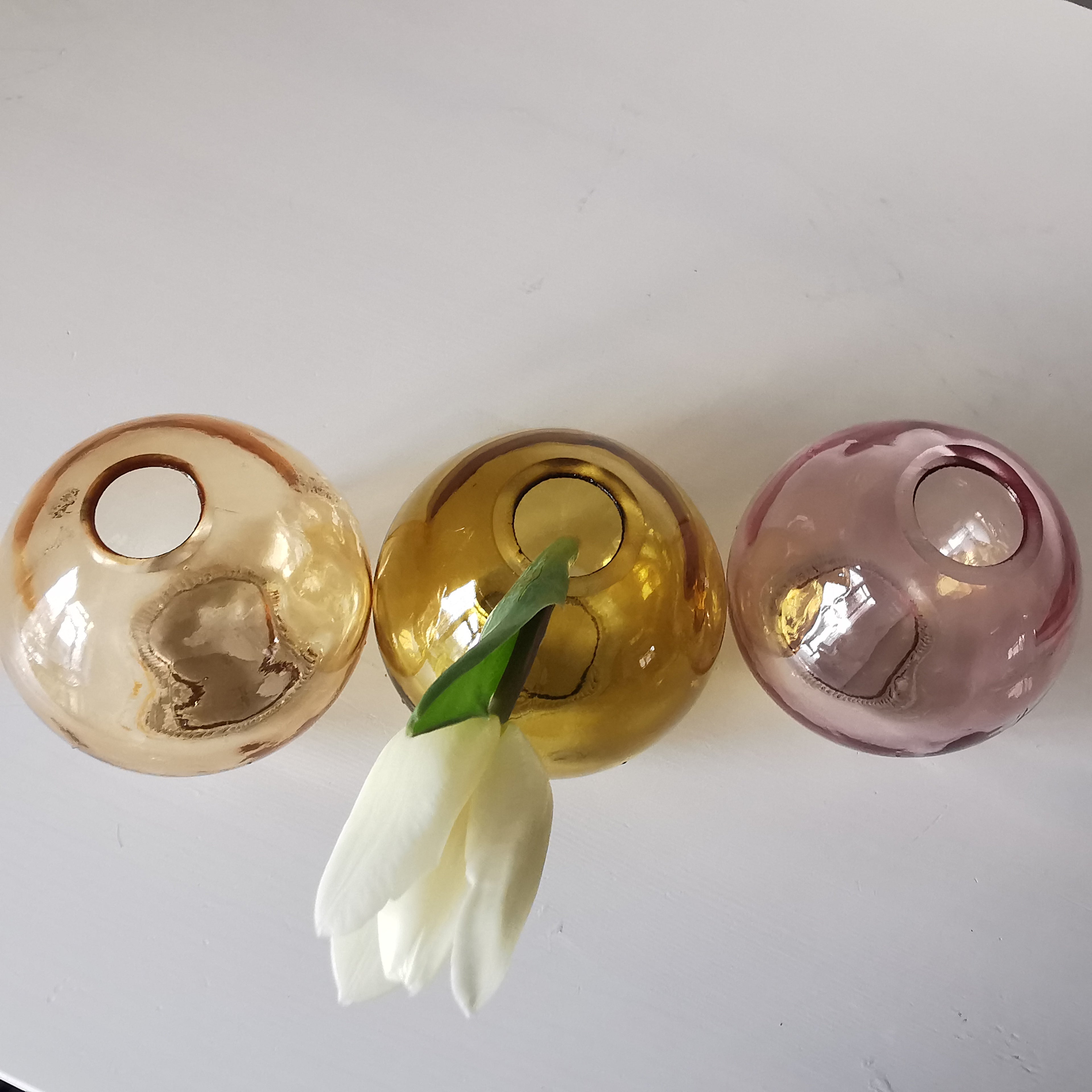 Round Globe Shaped Glass Vase 8cm