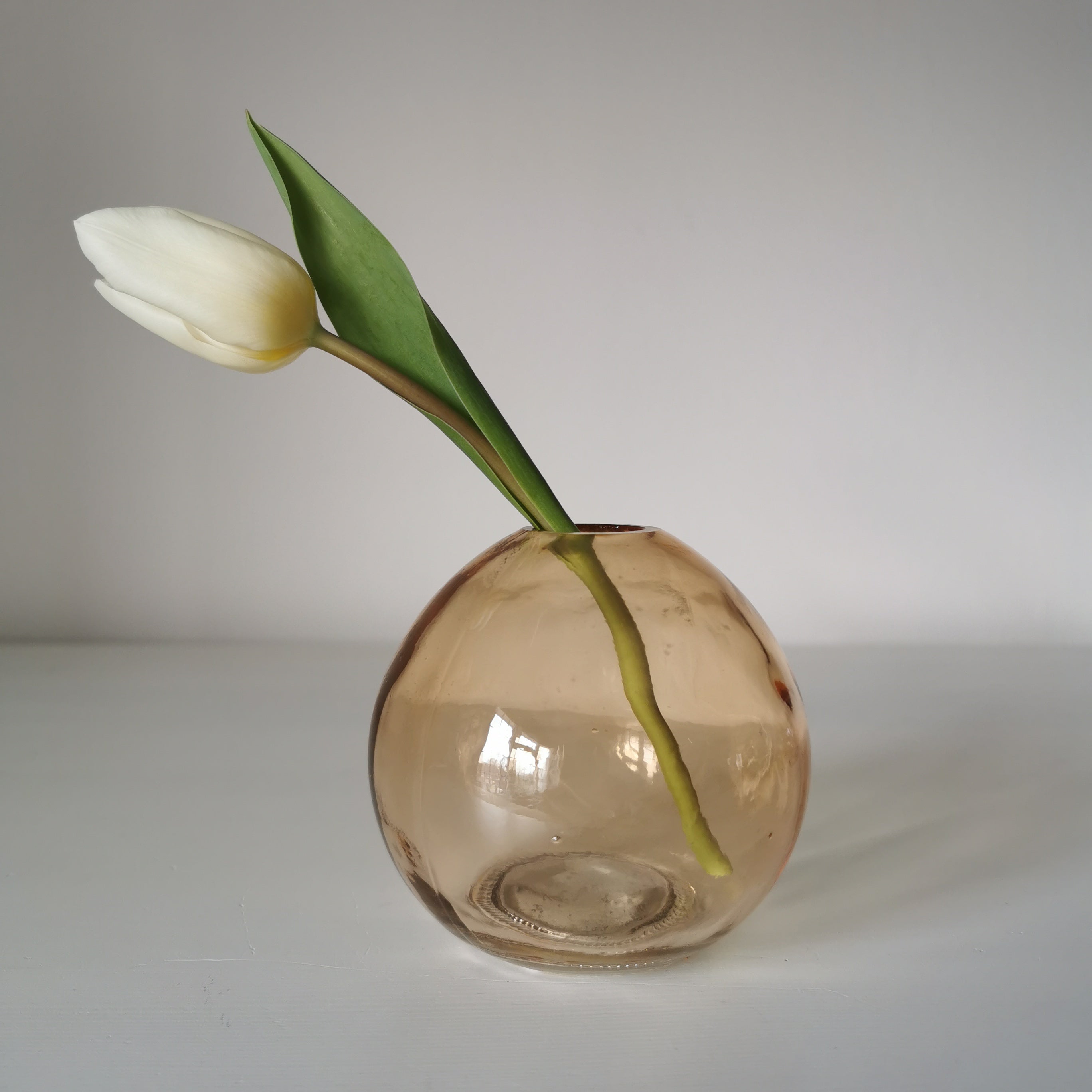 Round Globe Shaped Glass Vase 8cm