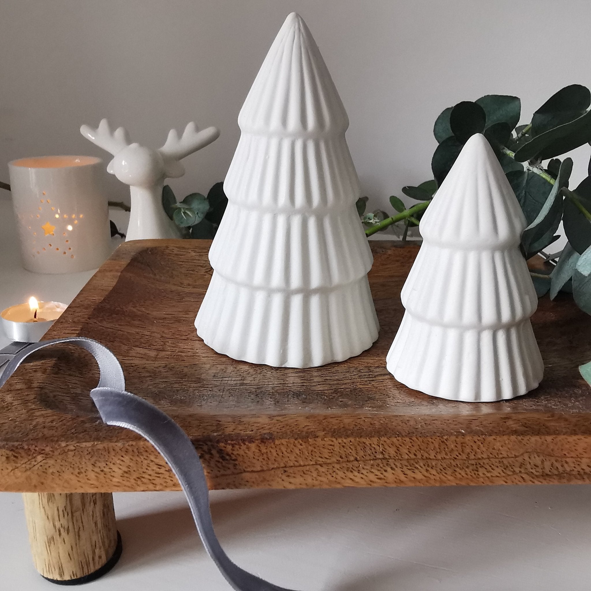 Set of 3 White Matt Ribbed Christmas Tree Ornament Decoration