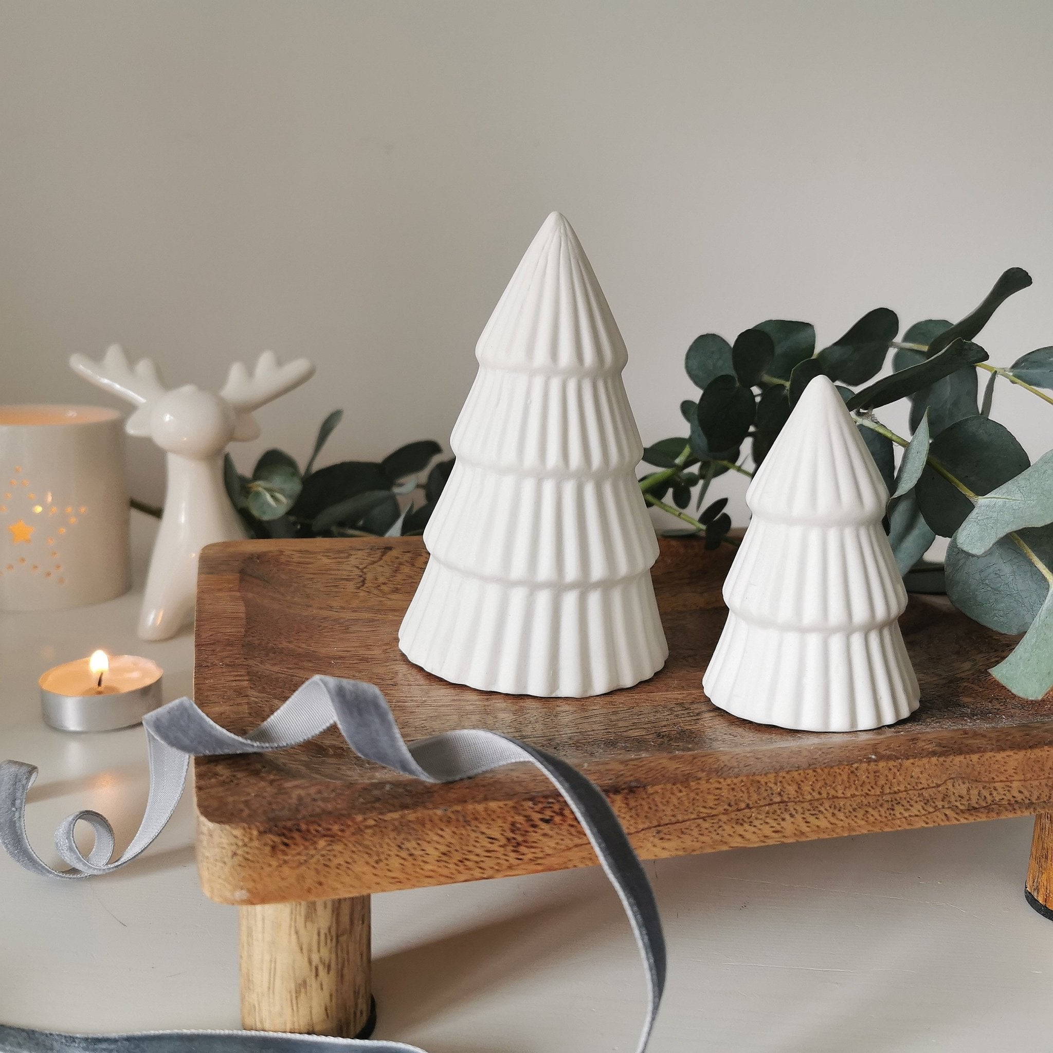 Set of 3 White Matt Ribbed Christmas Tree Ornament Decoration