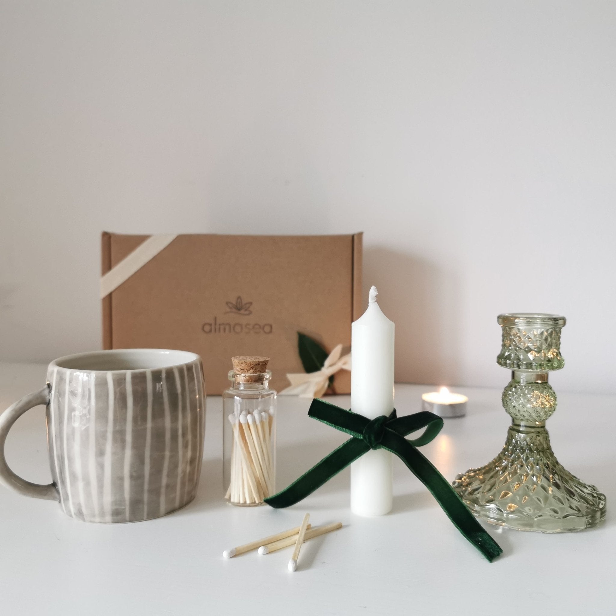 Cosy Winter Gift Box