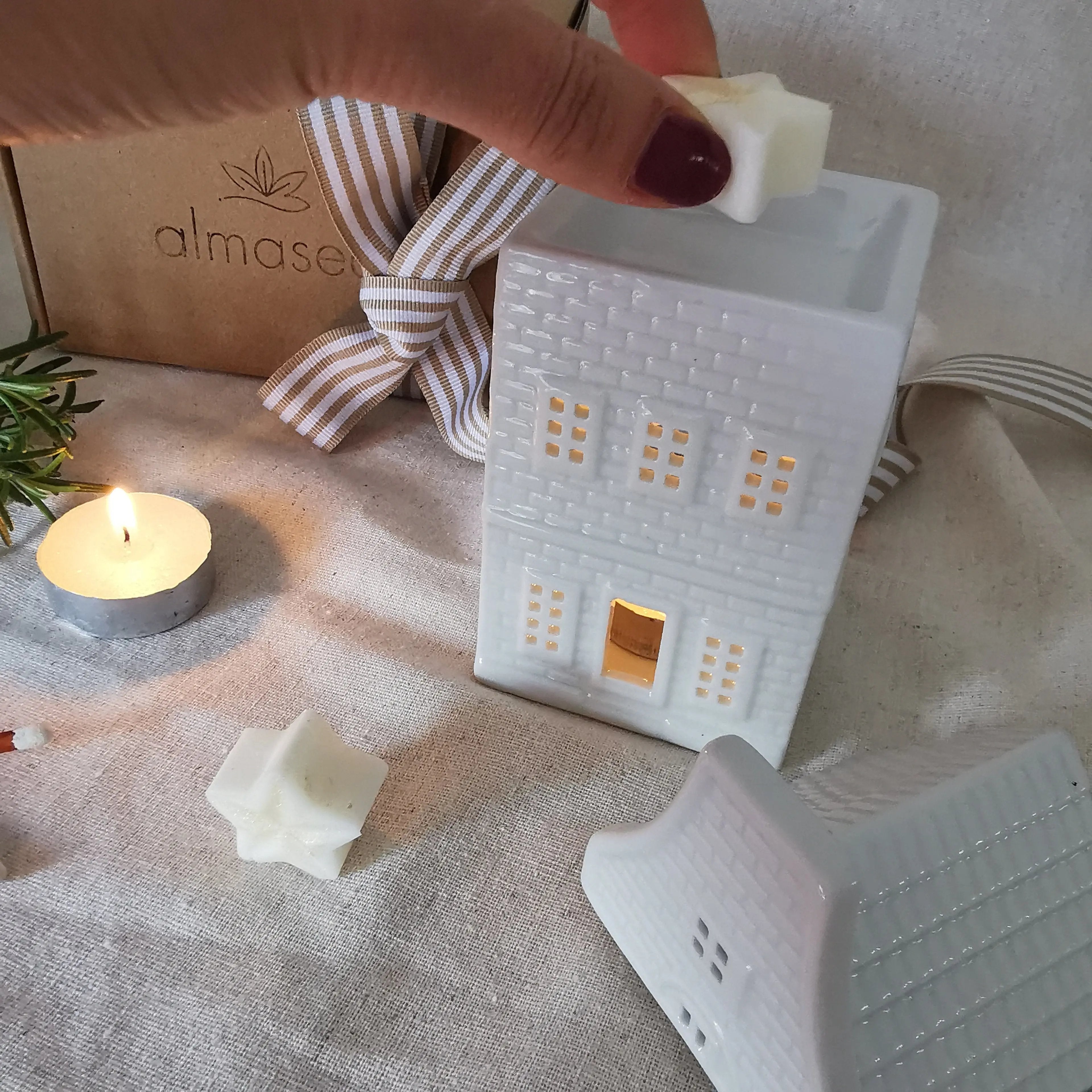 Ceramic Nordic House Wax Burner Almasea