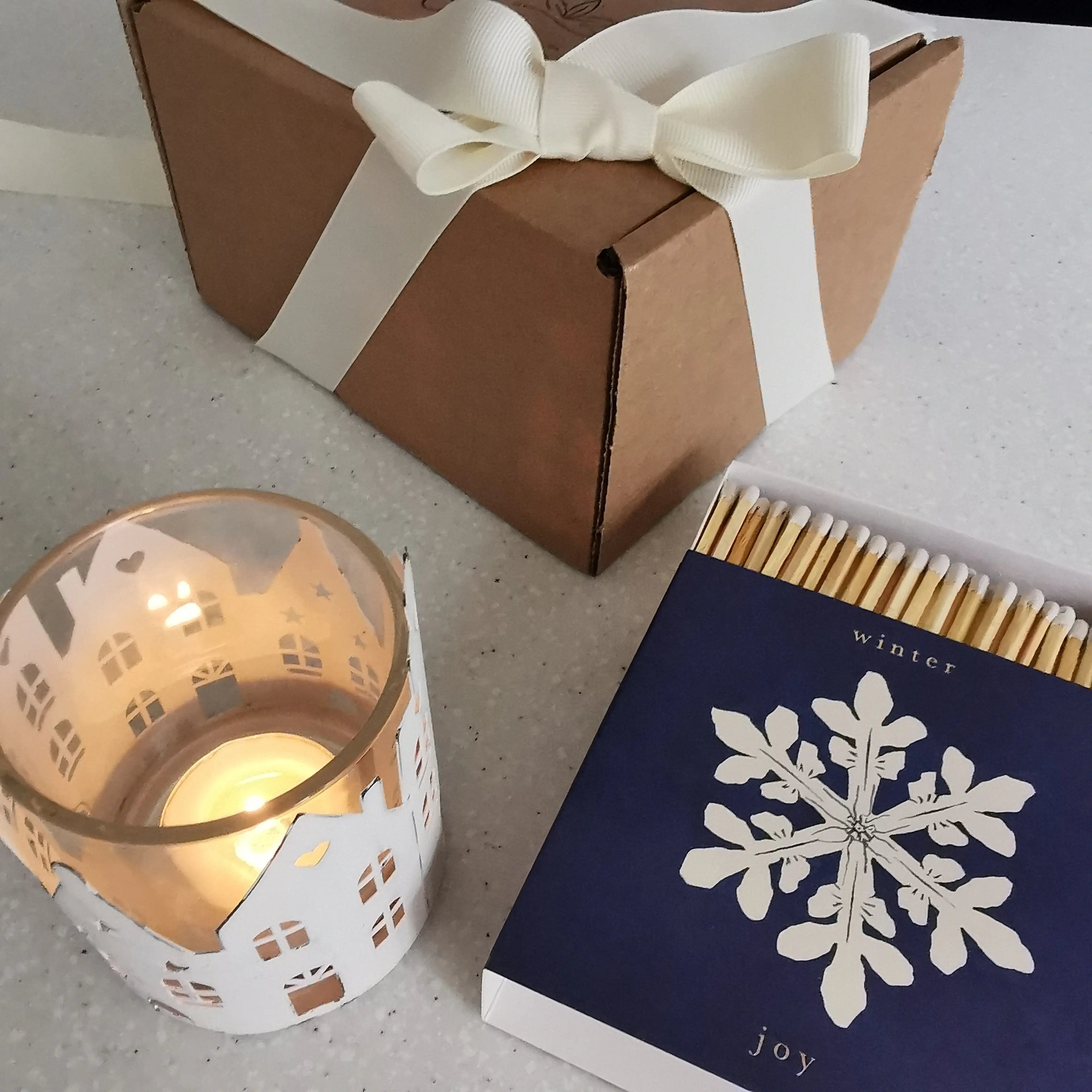 Starry Night Festive Gift Box Almasea