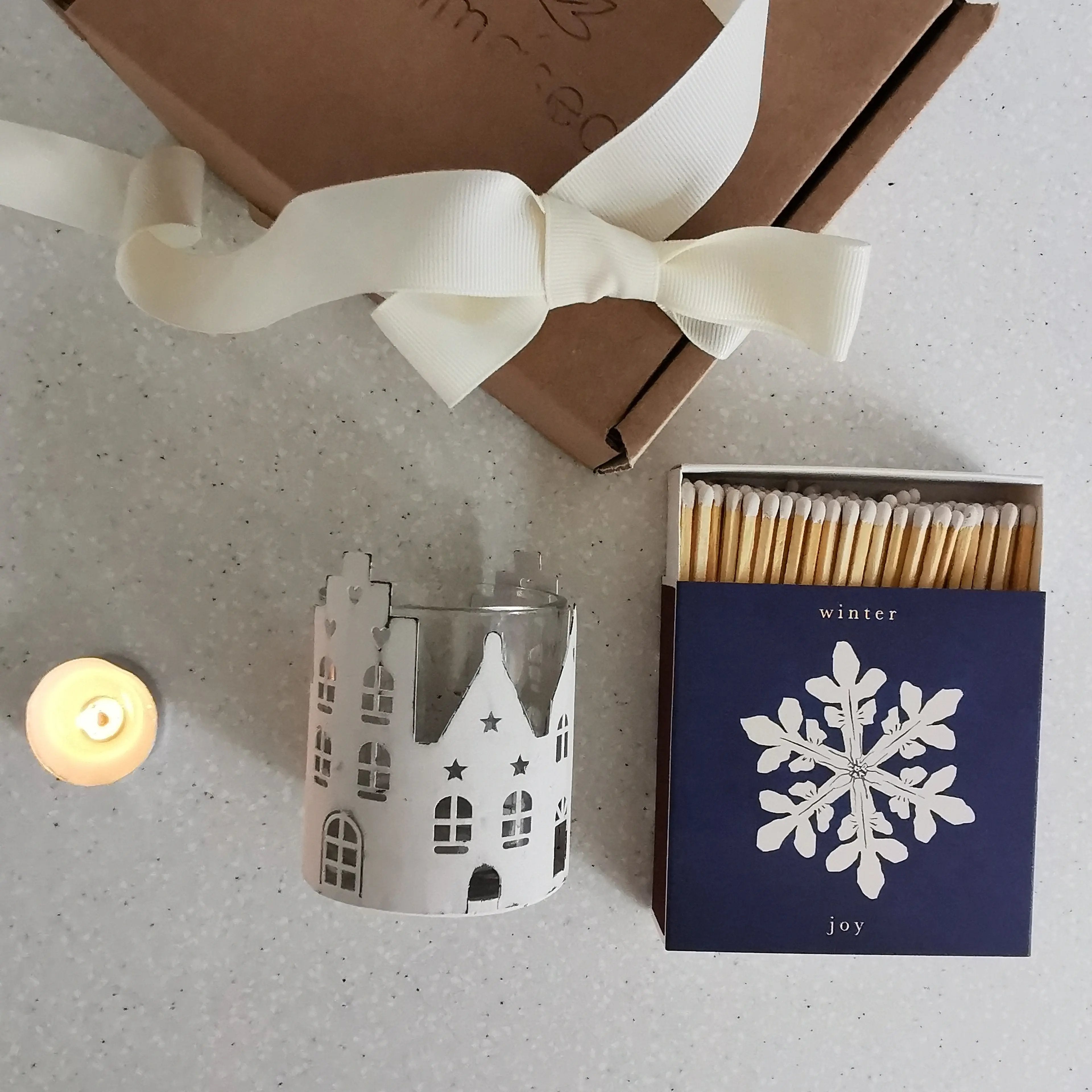 Starry Night Festive Gift Box Almasea