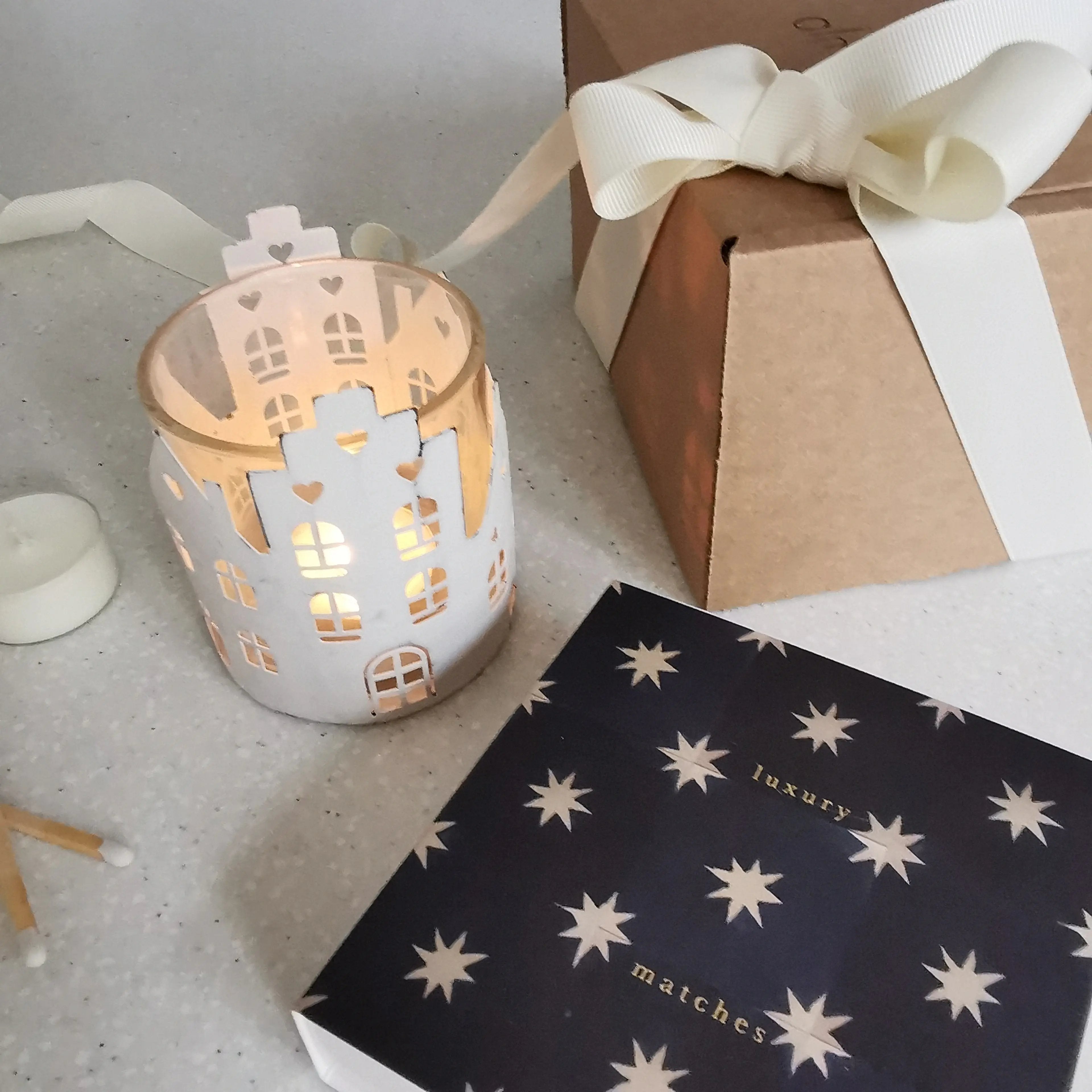 Starry Night Festive Gift Box Almasea