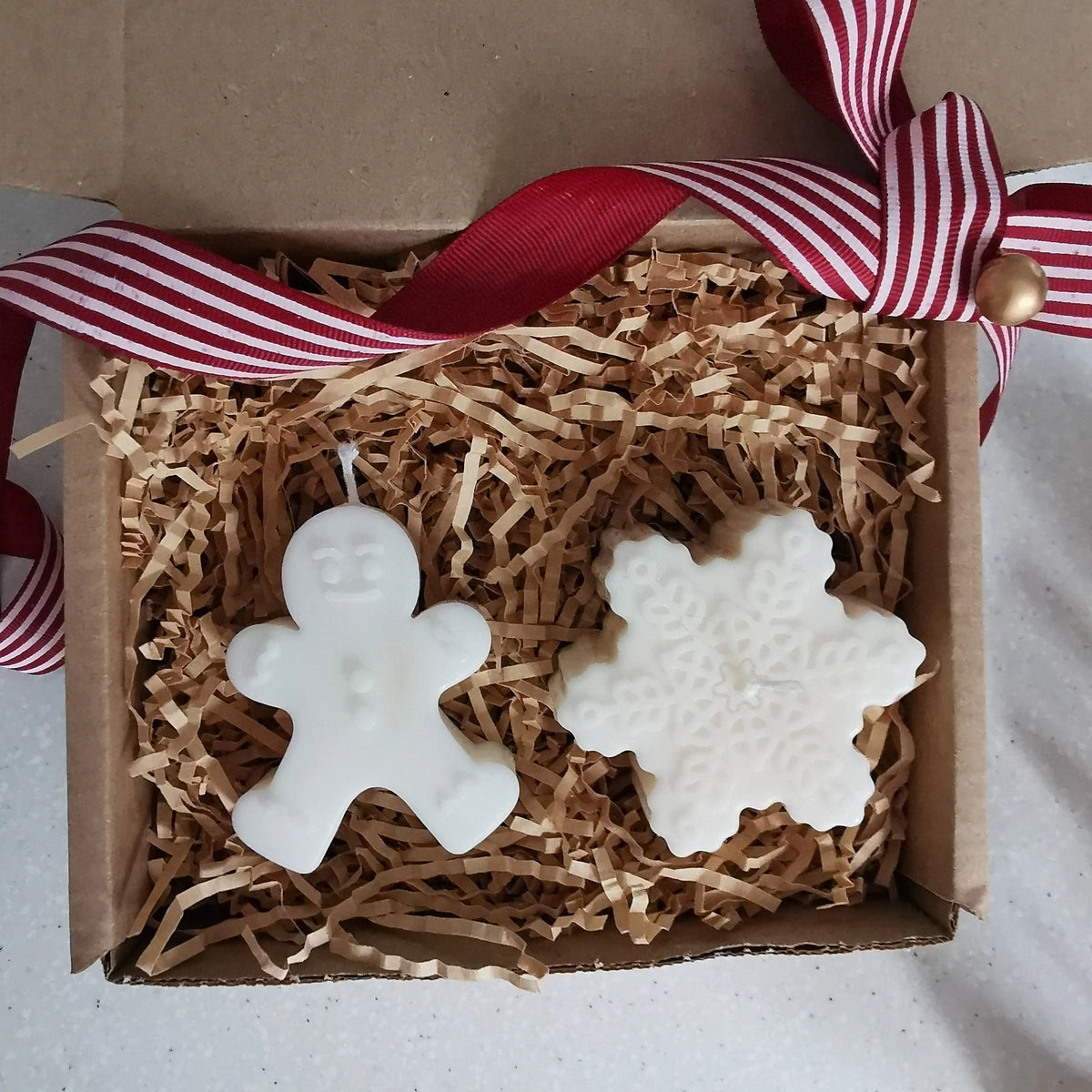 Handmade Christmas Soy Pillar Candle Gift Box   Handcrafted Sustainable Living  Almasea