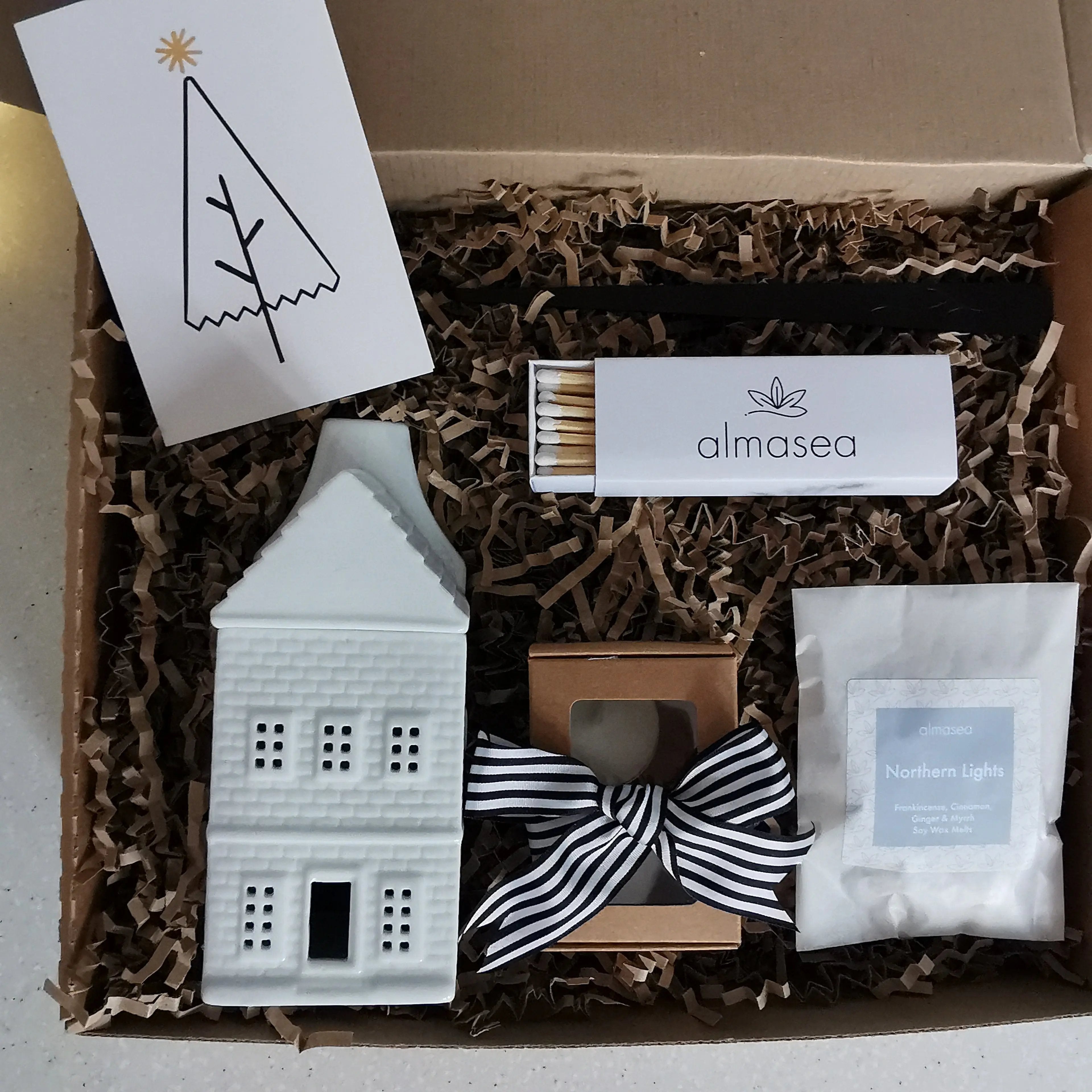 Hygge Festive Gift Box Almasea