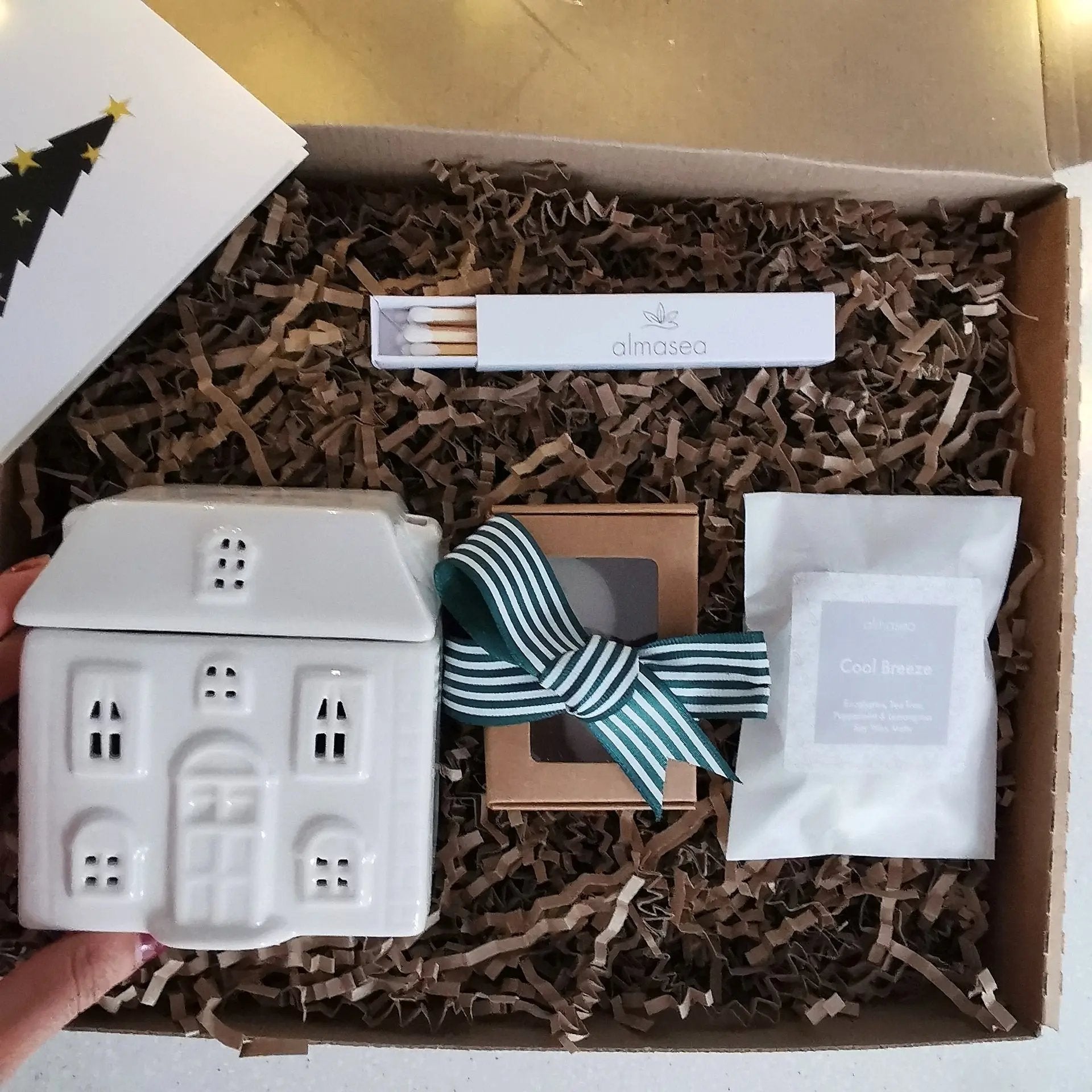 White House Wax Burner Gift Box Almasea