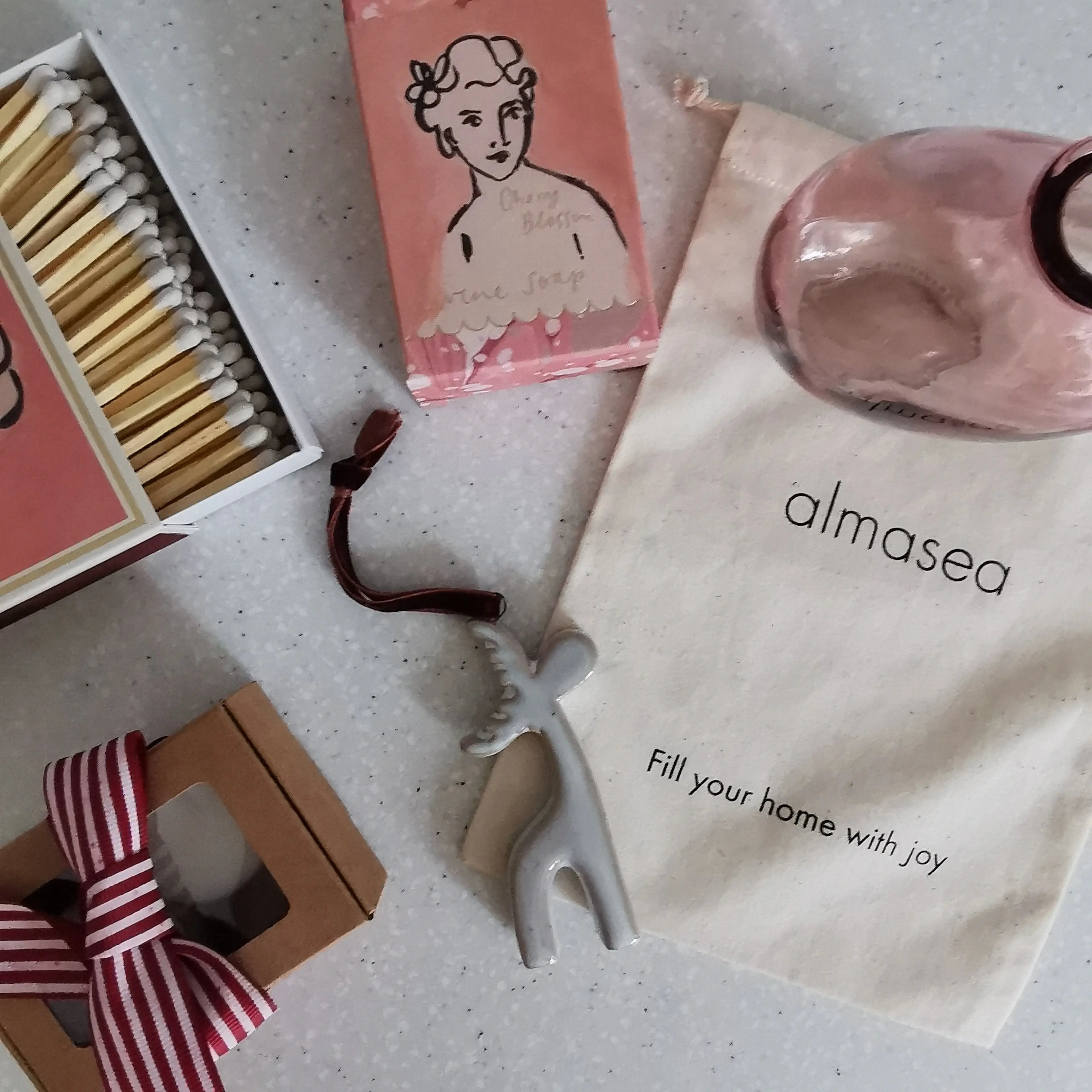 Hanging Ceramic Reindeer Christmas Decoration Almasea