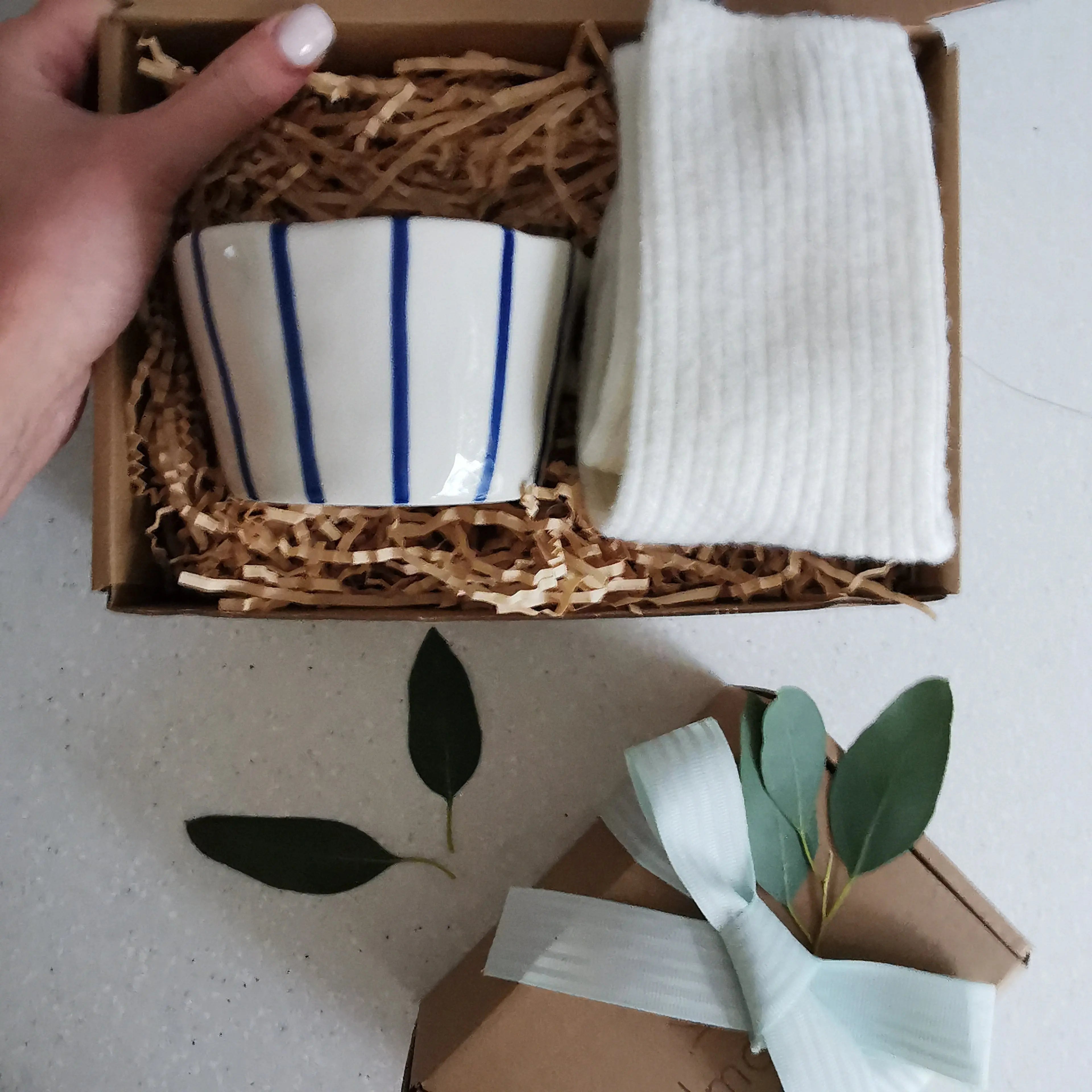 Cosy Vibes Gift Box Almasea