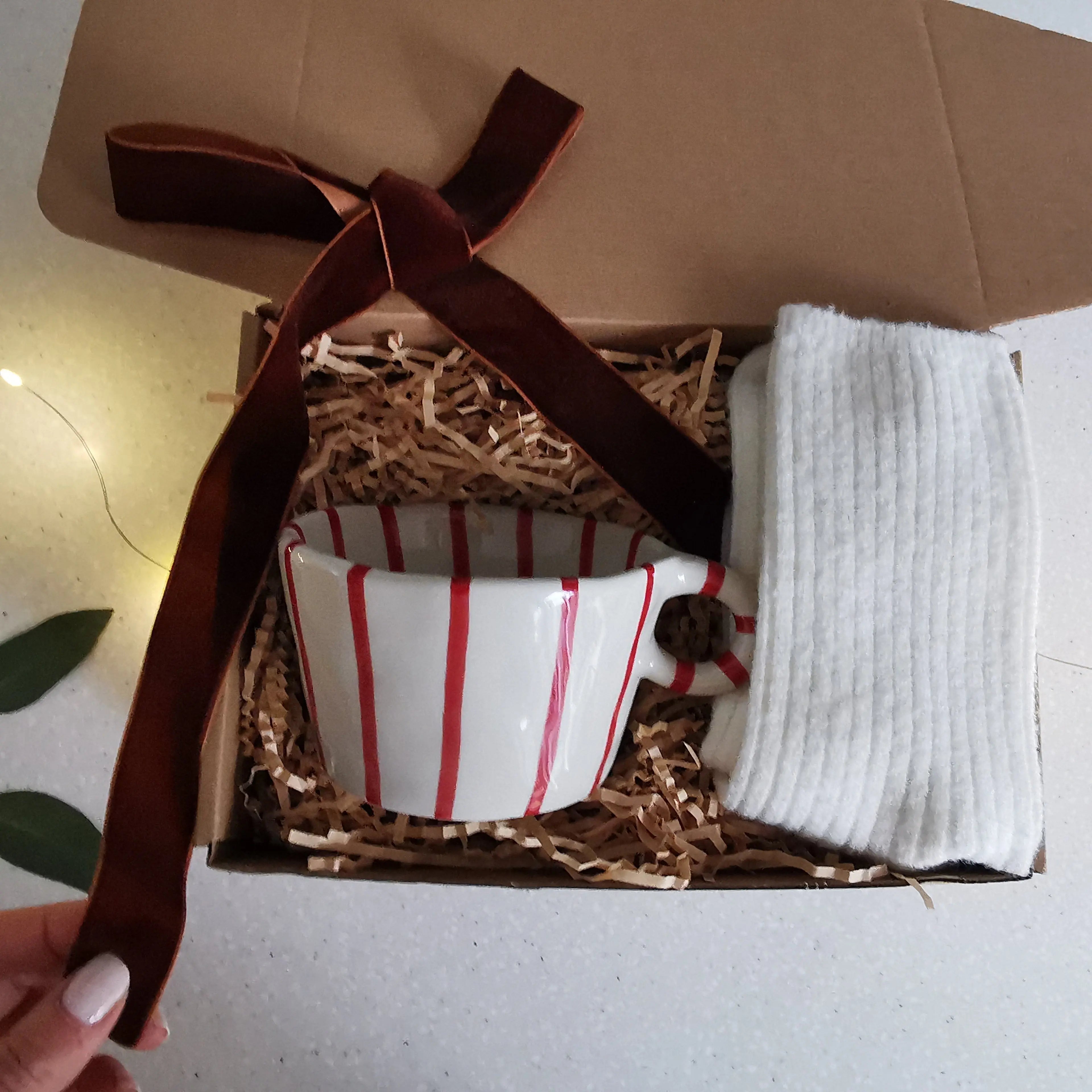Cosy Vibes Gift Box Almasea
