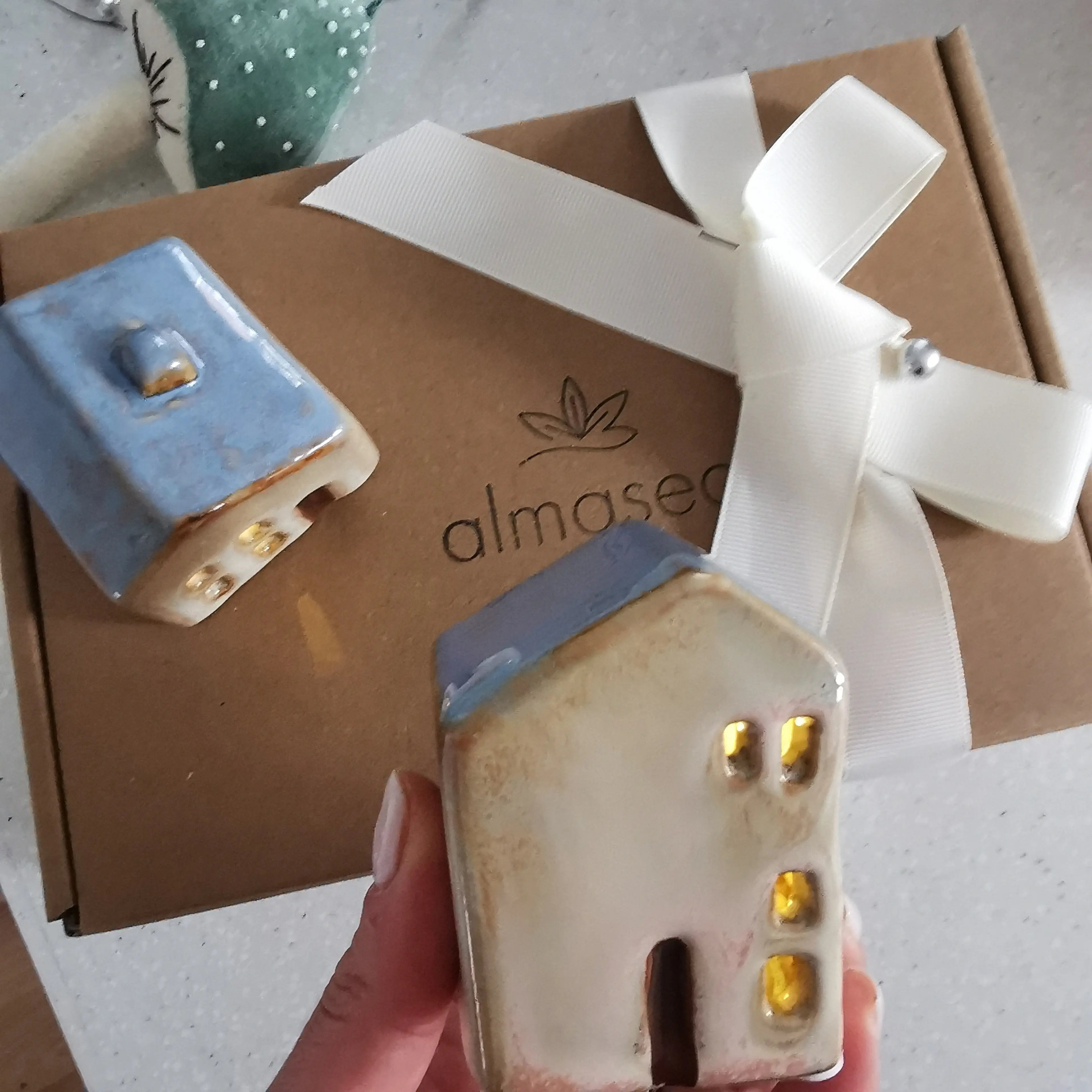 LED House Blue Roof Almasea