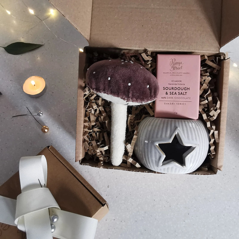 Winter’s Barn Gift Box – Burgundy Mushroom, Star Holder & Chocolate   Handcrafted Sustainable Living  Almasea