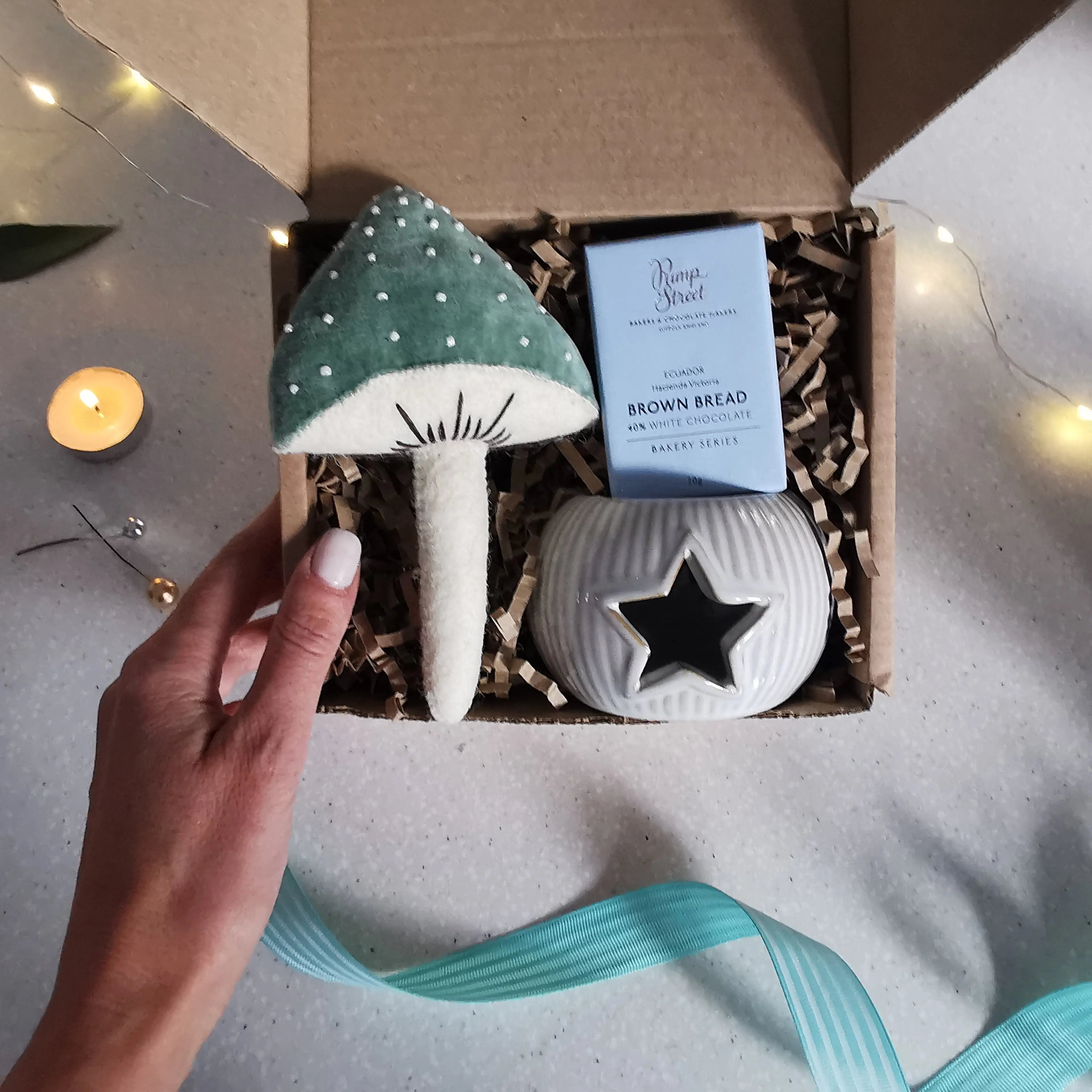 The Frosty Morning Gift Box Almasea