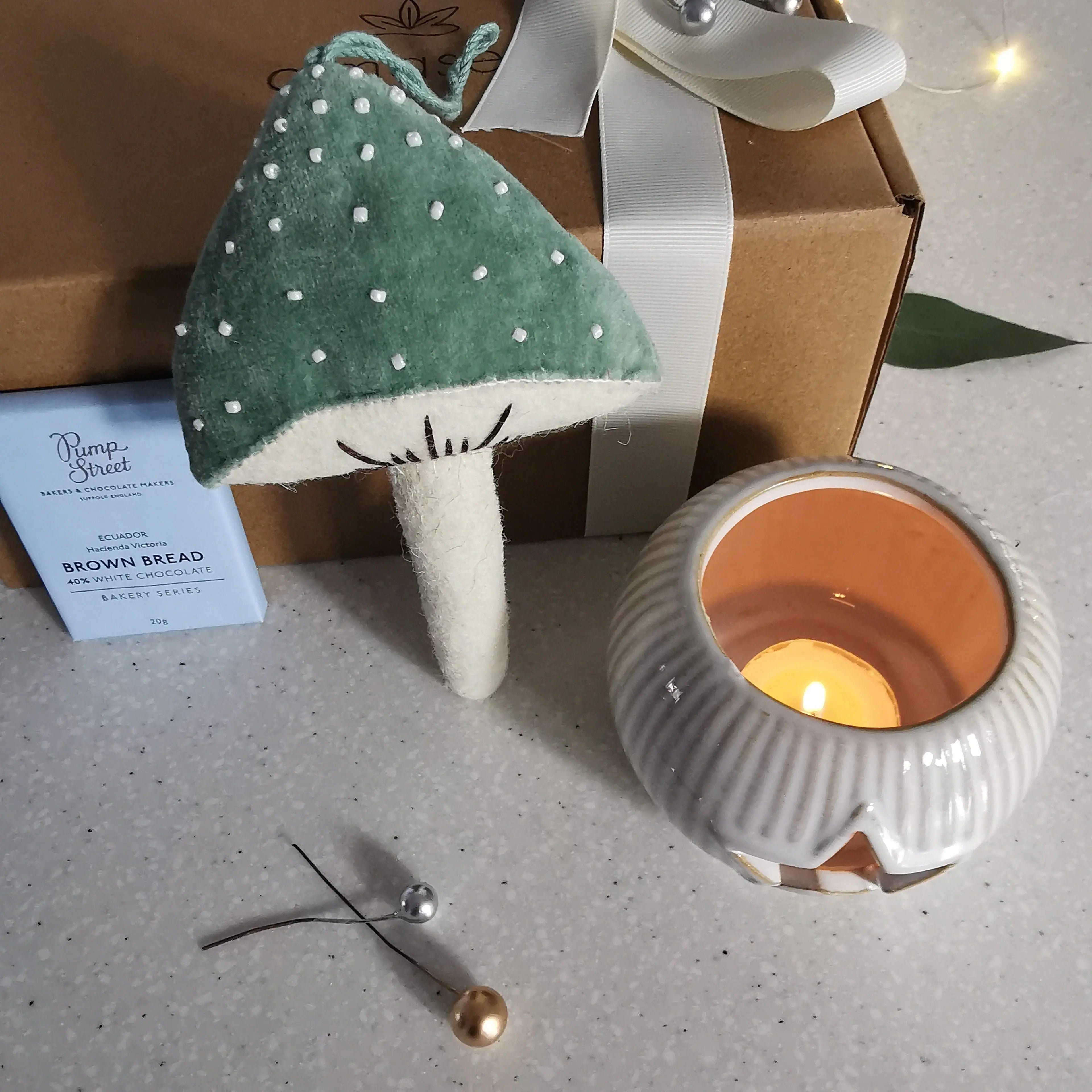 The Frosty Morning Gift Box Almasea