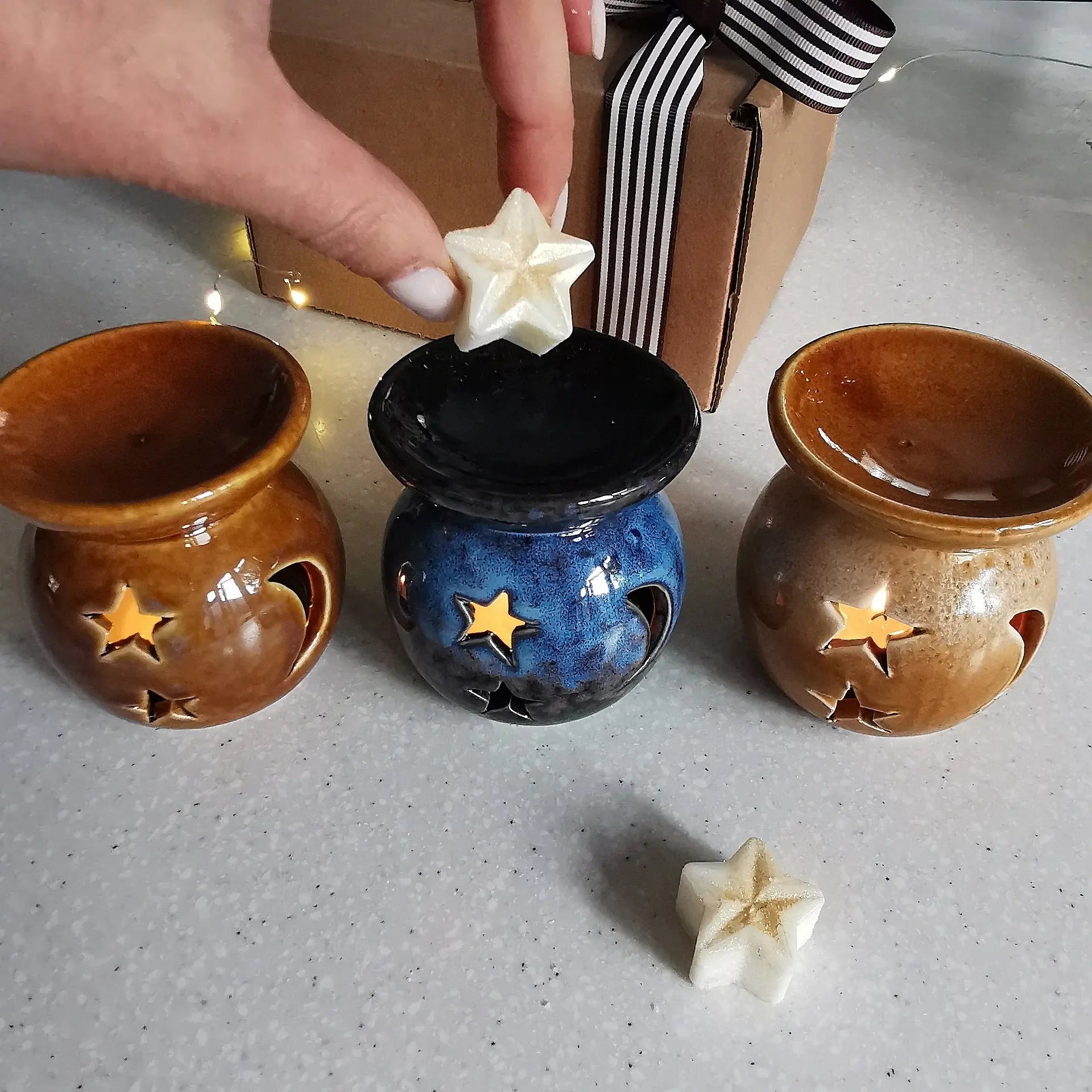 Small Reactive Glazed Star Wax Oil Burner Almasea