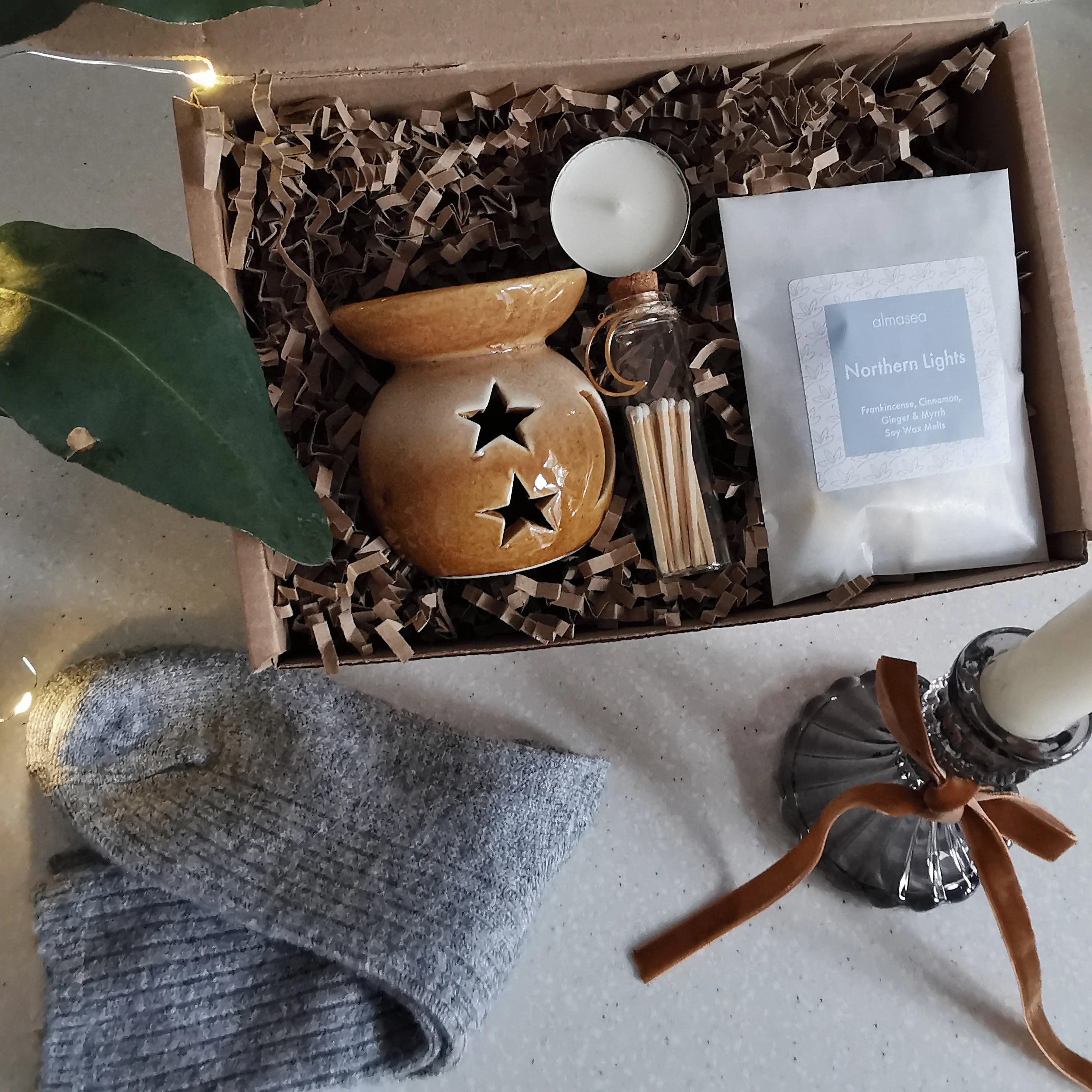 Christmas Star & Moon Wax Burner Gift Set Almasea