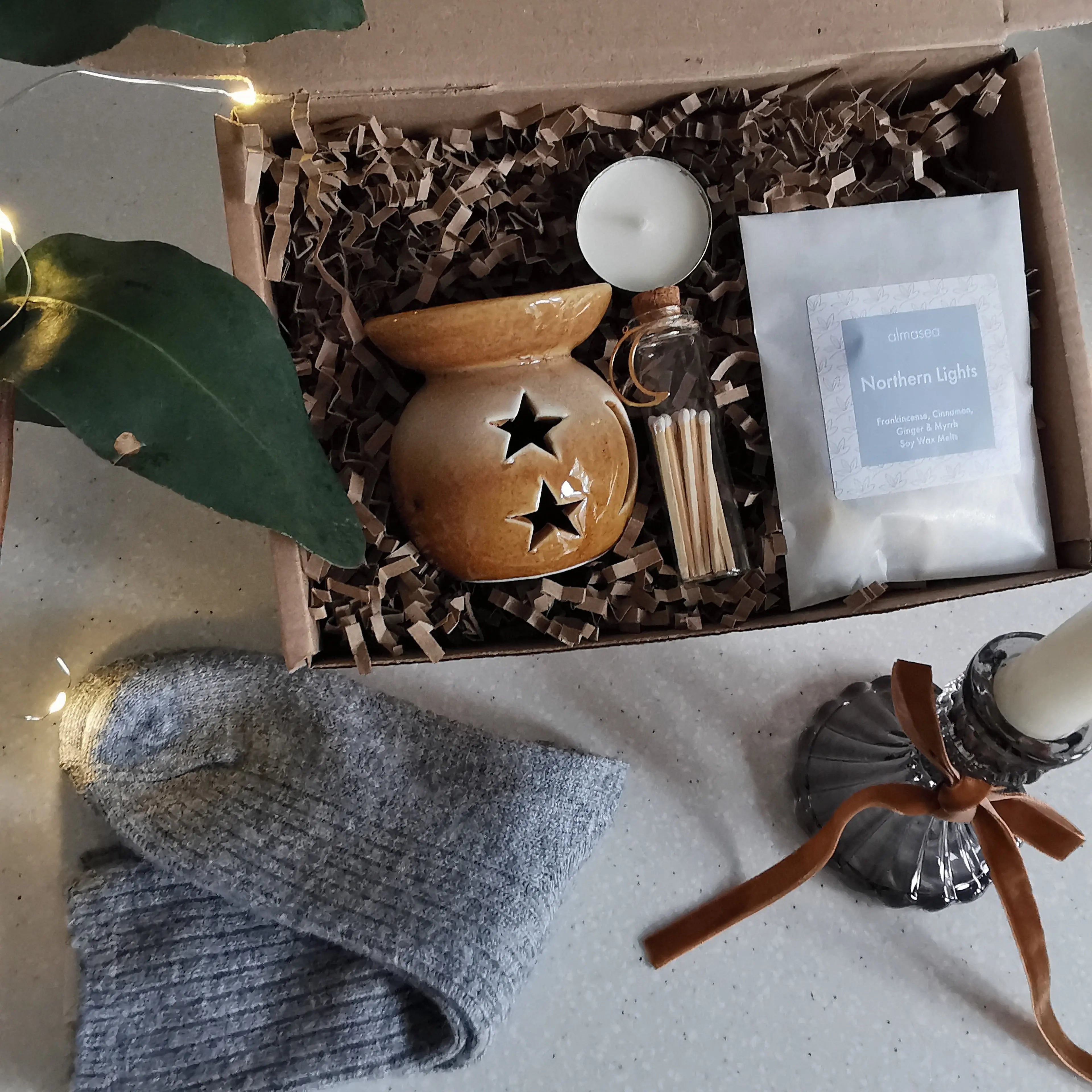 Christmas Star & Moon Wax Burner Gift Set Almasea