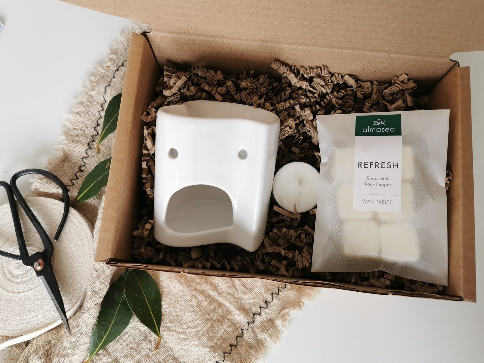 Wax Burner & Soy Melts Gift Box