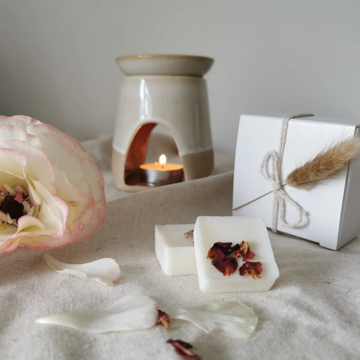 Peony Wax Melts – Hand-Poured Floral Soy Wax, 8 Melts   Handcrafted Sustainable Living  Almasea