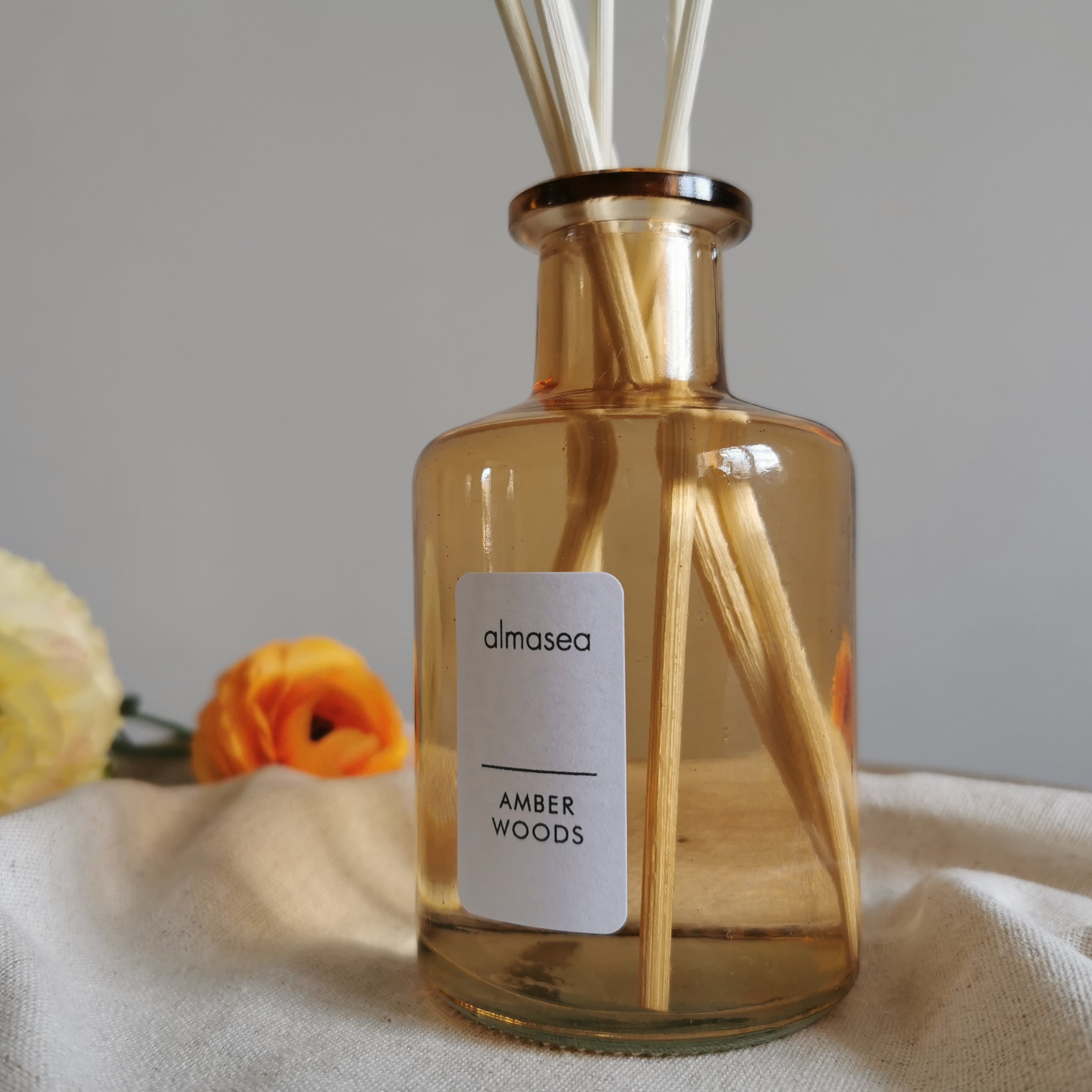 Amber Woods Luxury Essential Oils  Large Reed Diffuser 200ml
