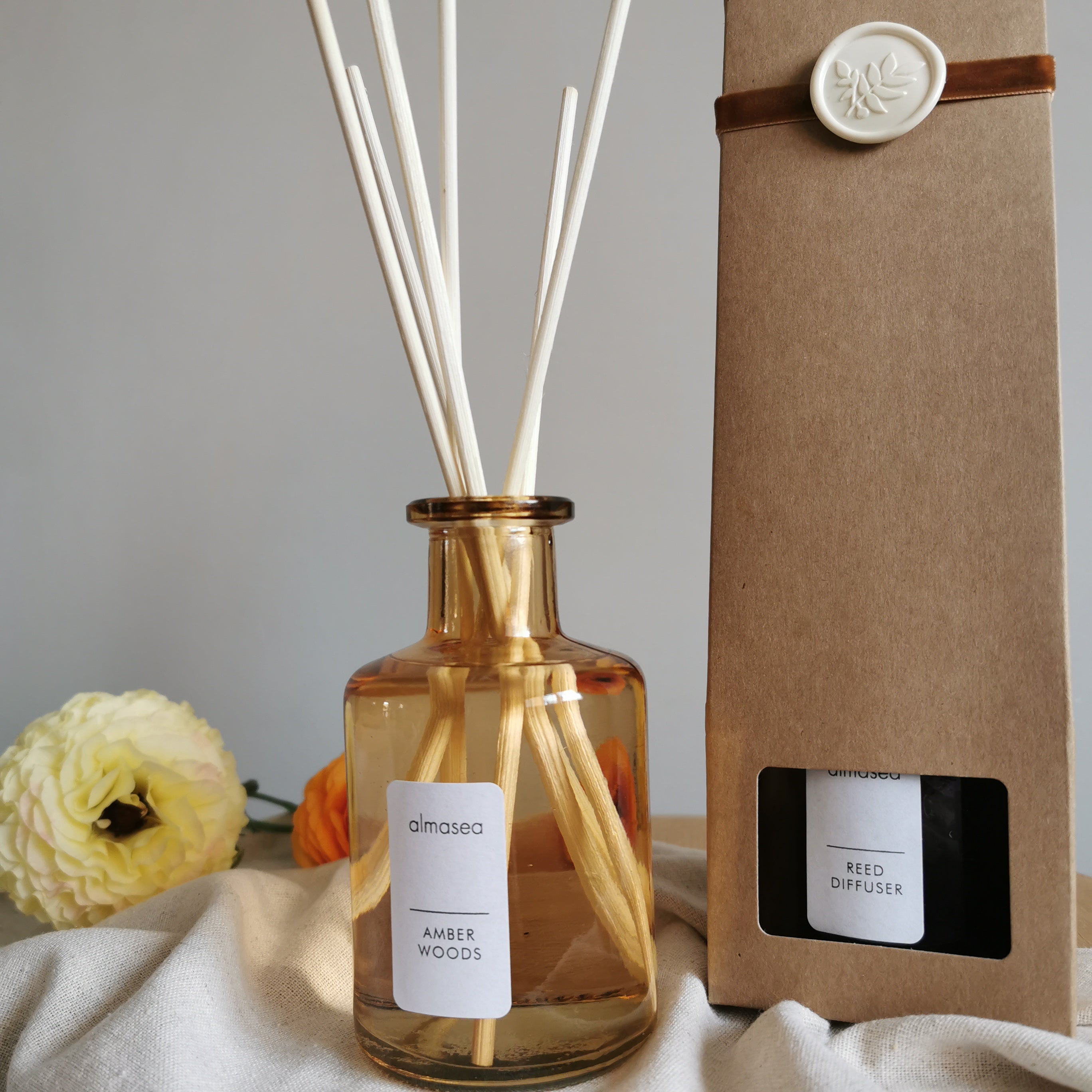 Amber Woods Luxury Essential Oils  Large Reed Diffuser 200ml
