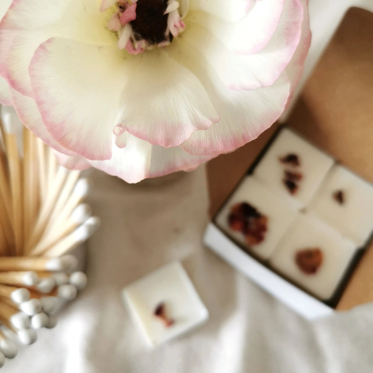 Peony Wax Melts – Hand-Poured Floral Soy Wax, 8 Melts   Handcrafted Sustainable Living  Almasea