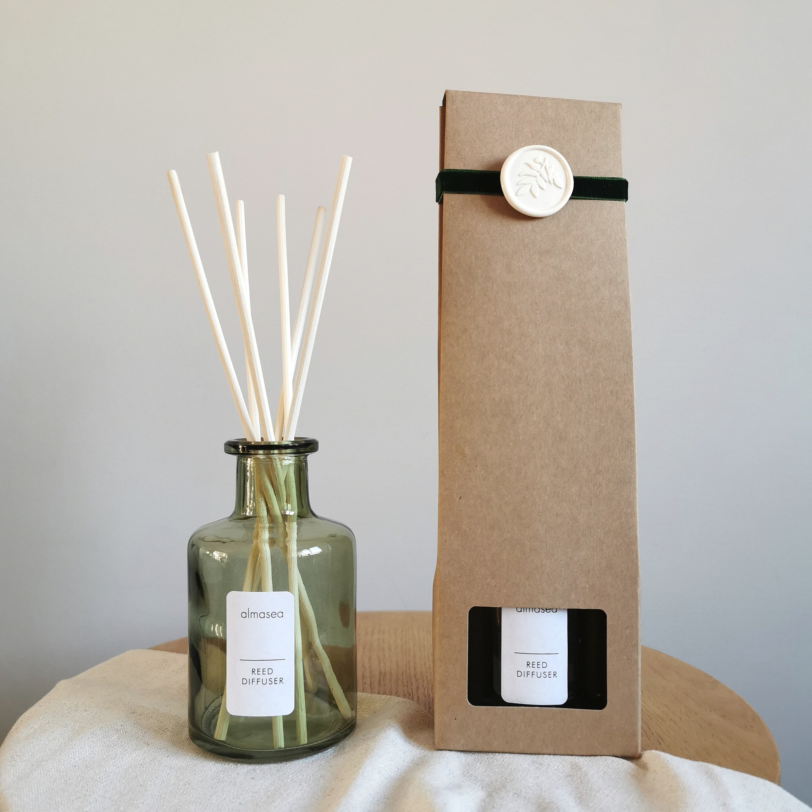 Lavender Patchouli Luxury Essential Oils Reed Diffuser 200ml