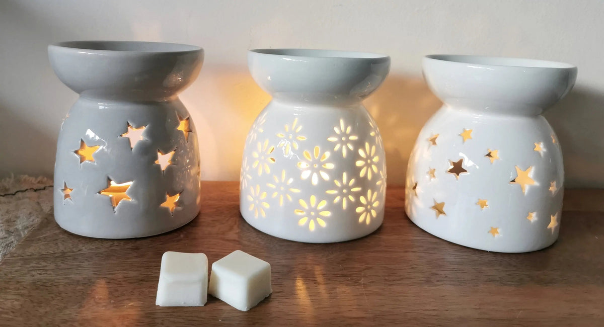 Ceramic Cut-Out Wax Melt Burner – Flower & Star Designs | White & Grey | Tea Light Spoon Included | 11.5cm | Gift Boxed with Winter Foliage   Handcrafted Sustainable Living  Almasea