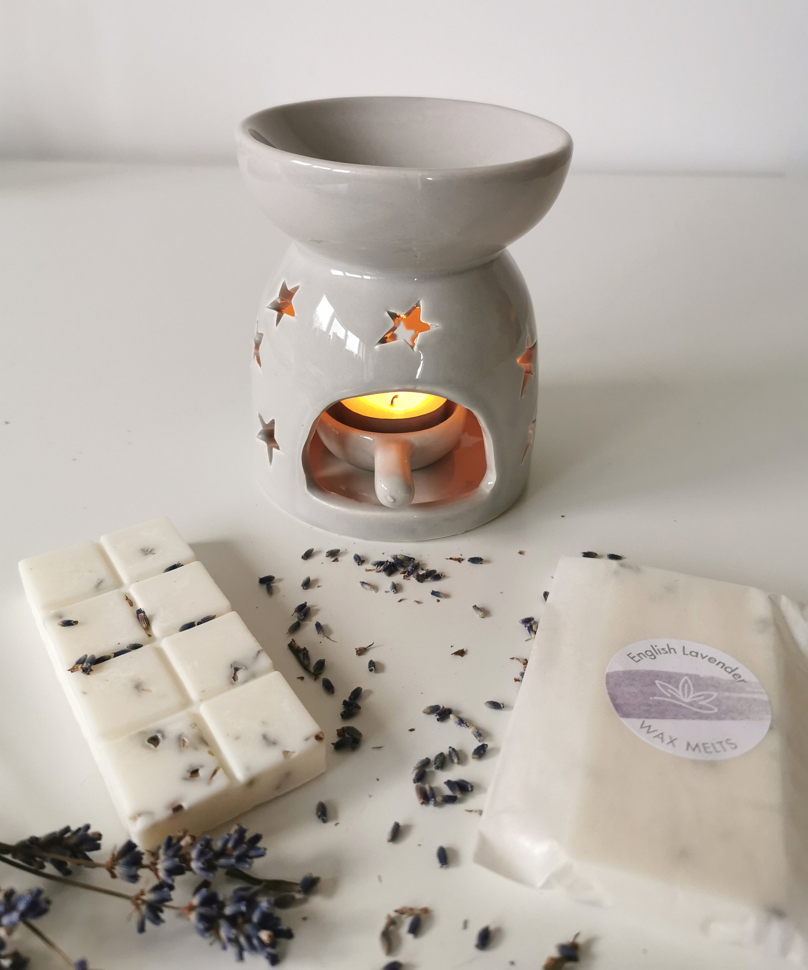 Ceramic cut out wax melt burner / oil burner Flower and Star