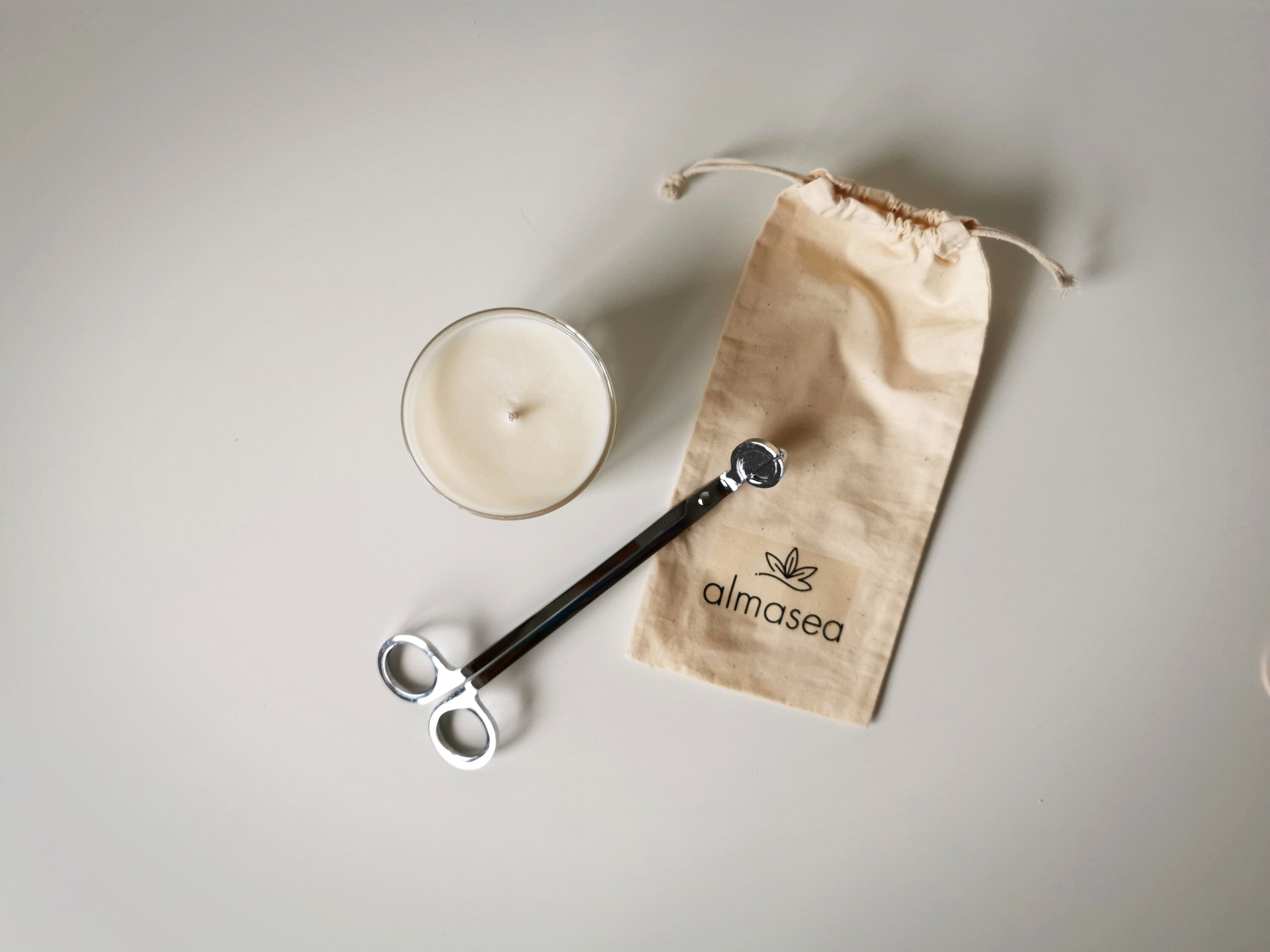 Candle wick trimmer